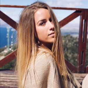 Meet your Posher, Janelle